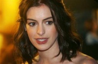 Hathaway podría ser la coestrella de los dos proyectos de Jackman